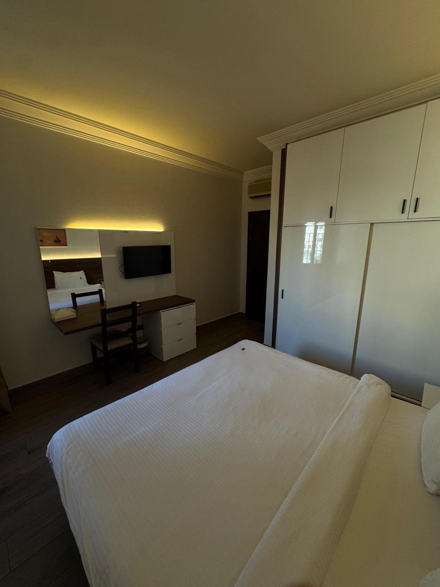 Ny Suites Beirut Ngoại thất bức ảnh